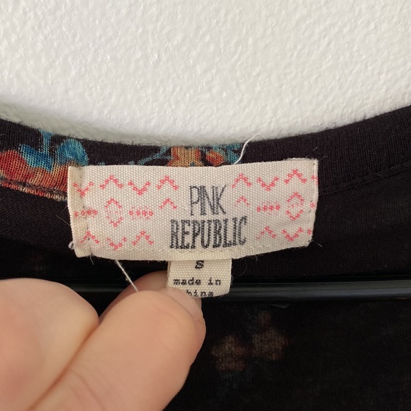 Pink Republic Top - Picture 2 of 3